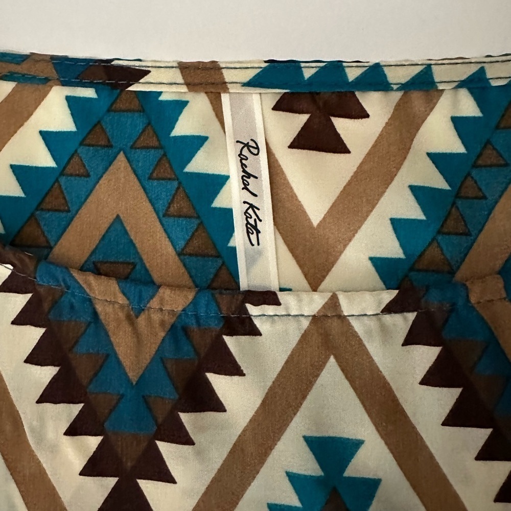 Mini chevron pattern dress - Picture 3 of 5